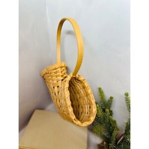 Vintage Heart Shaped Woven Split Wood Wall Basket Hanging Farmhouse Decor Honey